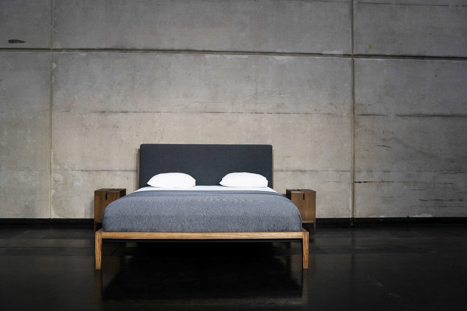 ESSENTIAL Bett