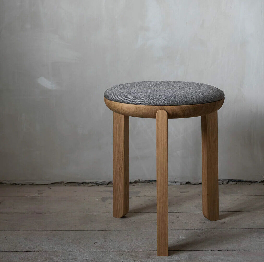 Hocker JURO in Eiche