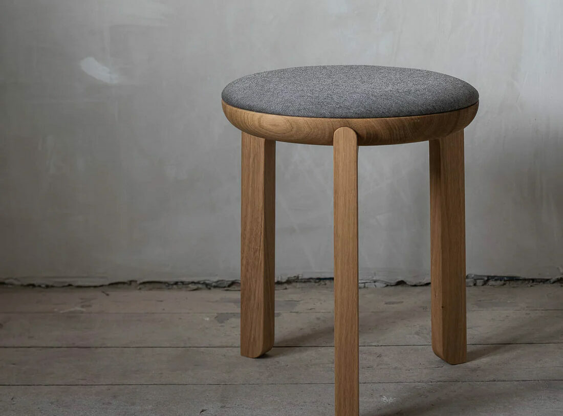 Hocker JURO in Eiche