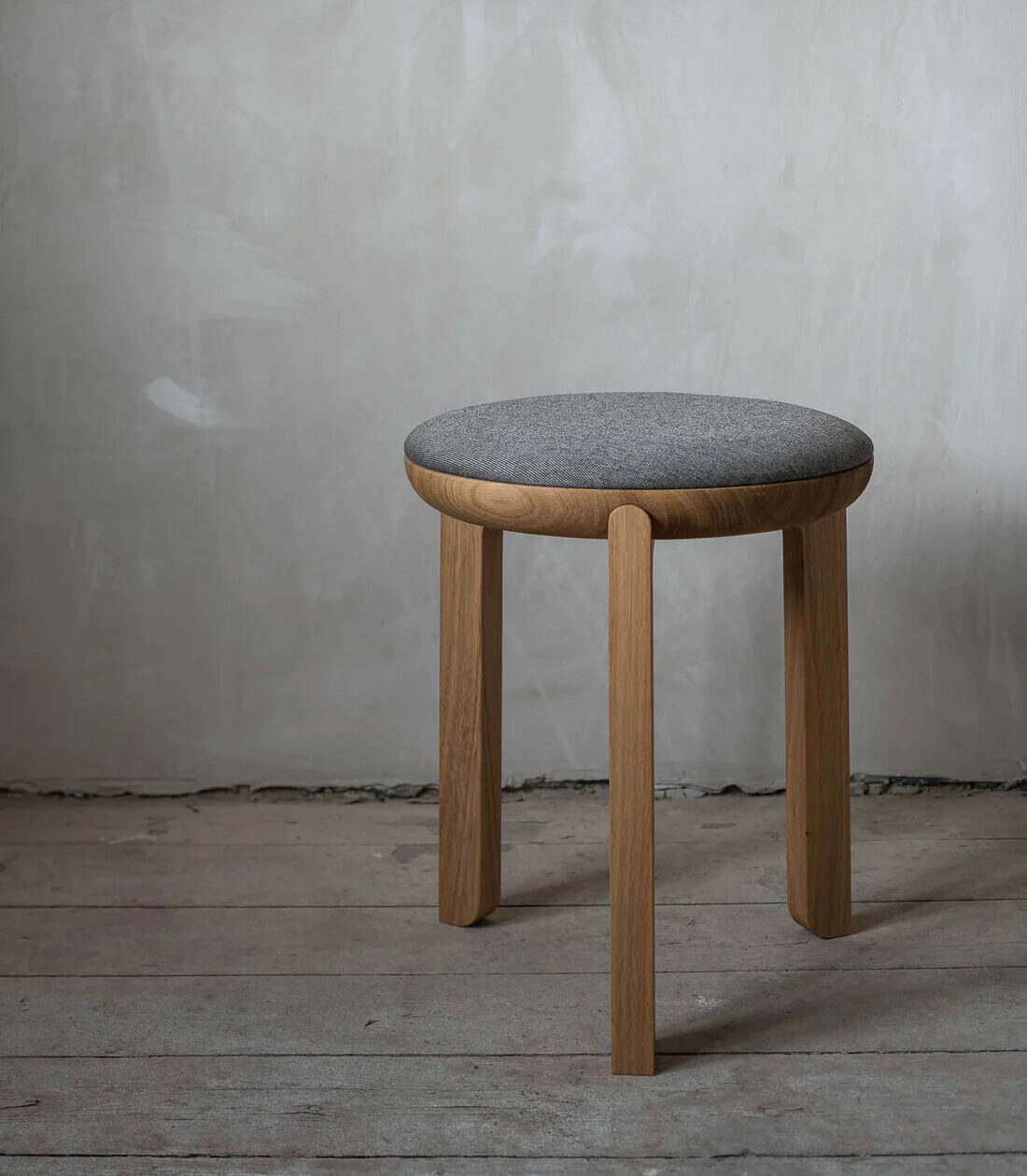 Hocker JURO in Eiche